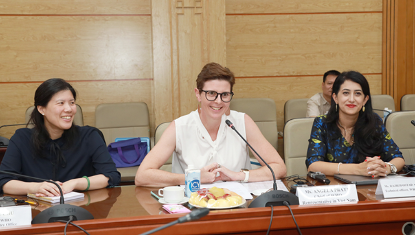 Đoàn chuyên gia WHO làm việc với các cơ quan quản lý quốc gia về thuốc, vaccine của Bộ Y tế